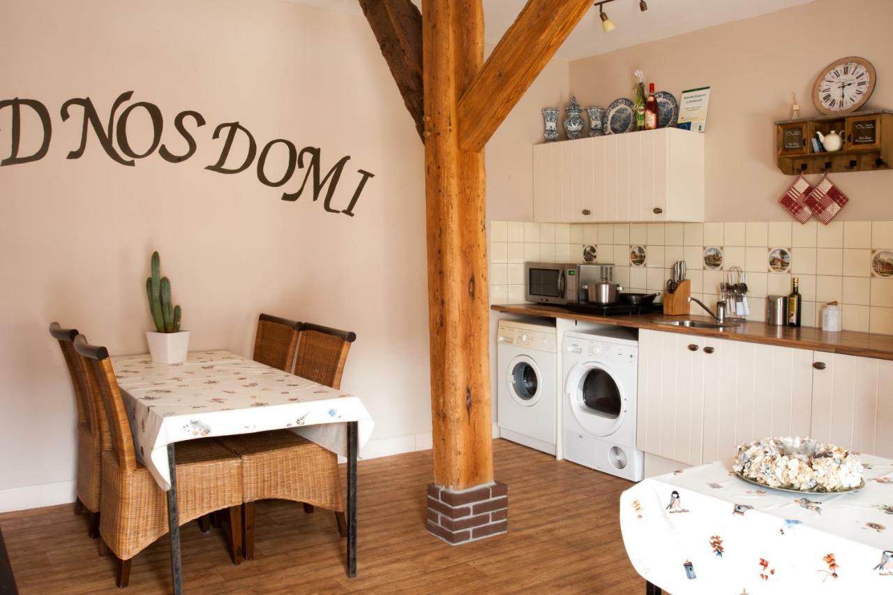 Polsbroek Apud Nos Domiアパートホテル エクステリア 写真